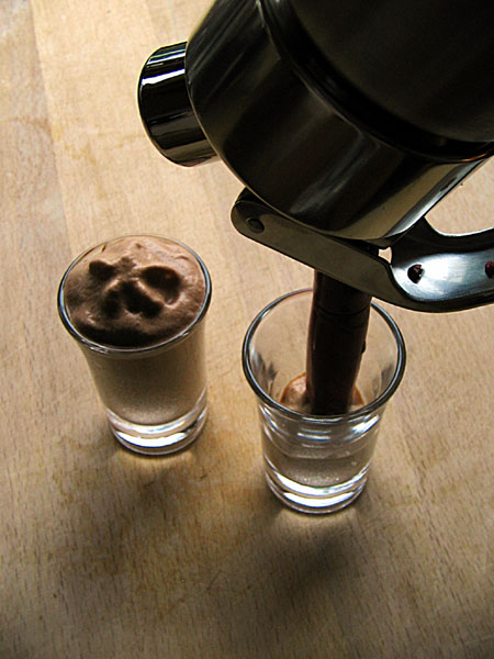 coffee-garlic-chocolate-espuma-2.jpg